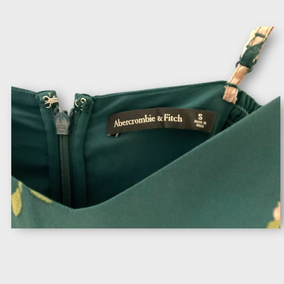 Abercrombie & Fitchburg Green Maxi Dress SZ S Floral Ruffle Tier Women Coquette - Picture 5 of 9